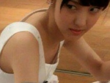 飯窪春菜のはみ出る乳首　２５０４２９の画像