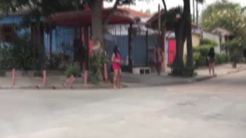 ブラジルの地元の人達だけが知っている立ちんぼ(売春婦)街がコチラ!の画像