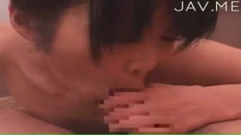 【口内射精】清楚な女子大生な子がデリヘルのお仕事でじゅぼフェラで口内射精の画像