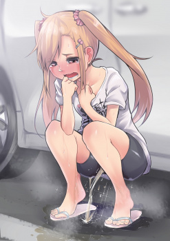 我慢できない！青空の下で放尿してるおしっ娘たち　その１１の画像