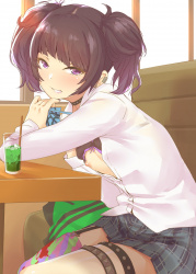 ナイショだよ!服を捲っておっぱいやアソコを見せてくれるエッチな女の子! その12の画像
