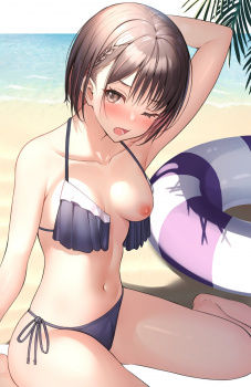 はしゃぎすぎて水着が外れちゃう女の子　その３０の画像