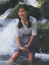 酒井美紀、わき役女優の１０代の若い頃の水着ブルマ画像の画像