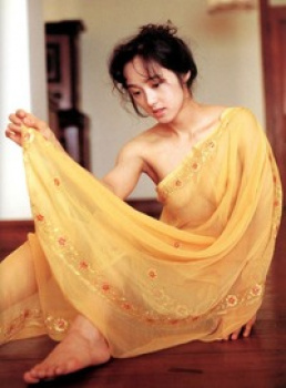 【動画】北原佐和子ヌード・元パンジー昭和のアイドル若い頃の黒ビキニの画像