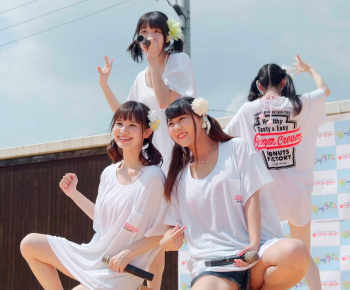 美人揃いのマイナーアイドルの水着ライブのエロさが限界突破しまくってる件wwwの画像