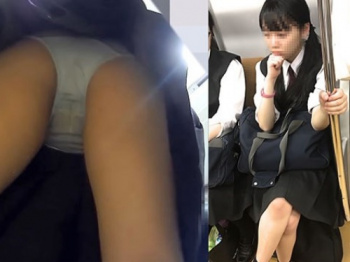 前屈みでクロッチまで丸見えのパンチラを繰り返し盗撮される超絶美少女JK(制服JKちゃんのスカート内抜き打ち検査10)の画像