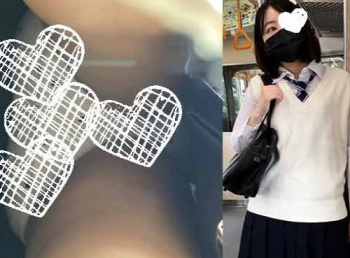 粘着系撮り師さん、5日分のJKパンチラ逆さ撮り動画をアップ(白うさぎ:【一週間追っかけ盗撮】可愛いJKをストーカー盗撮)の画像