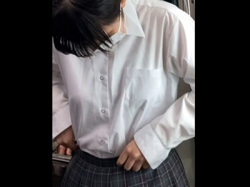 【Pcolle】素人008 ノーブラ女子高生(JK) まさかの部分乳○まで:しろうと好きの画像