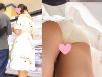 【綿パンツ】白い花柄ワンピースに薄黄色の綿パンツ♡：斎藤さんの画像