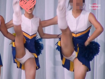 伝説の白アンスコの美少女JKチア作品がついにPcolleに登場!別メンバーは赤いシミが…:Japanese Omatsuriの画像