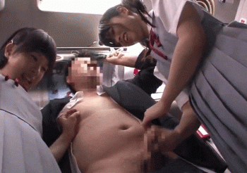JCが電車やバス車内で逆痴●しているロリ痴女GIF画像の画像