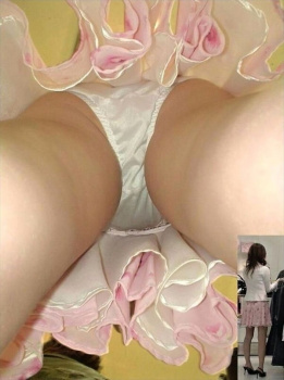 【がちパンチラ盗撮画像】一般女性のスカートやズボンの中のパンティがコチラｗｗｗｗｗ100枚の画像