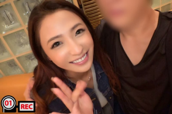 パイパンスレンダー美女とのイチャラブSEX。ラブラブカップルのハメ撮り動画が流出。：ラブホのレンタルカメラ内蔵/消し忘れたハメ撮り動画 ファイル001の画像