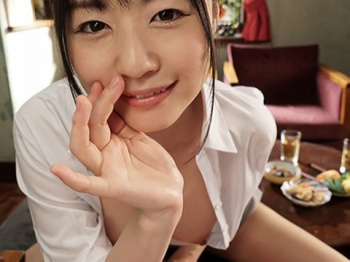 【痴女】酒に酔ったロリ姪っ子が主観でバイノーラル淫語を囁いてＴバック巨尻やオマンコくぱぁで挑発！勃起したチンポを足と手で扱いてザーメン搾り取っちゃった！(つぼみ)の画像