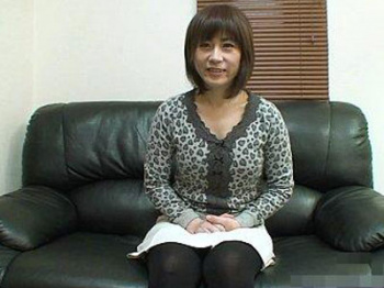 【無修正】このままセックスしなくなるのは嫌と言う可愛らしい四十路妻が溜まった性欲を解放しにやってきた　熟女動画の画像