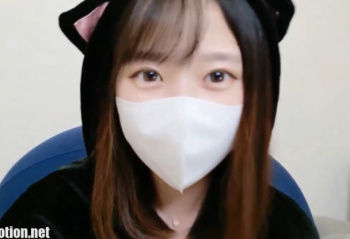 色白で超可愛いアイドル美少女が全裸でお股を開きアナルまで丸出しでオナニーエロ過ぎるｗｗｗ【ライブチャット無修正動画】の画像