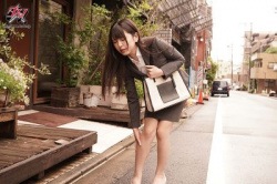 派遣マッサージ師にきわどい秘部を触られすぎて、快楽に耐え切れず寝取られました。 倉木しおり エロマッサージ動画の画像