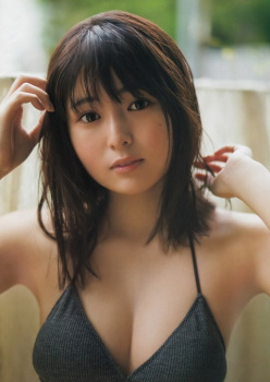 頓知気さきな おっぱいが抜けるグラビア画像！の画像
