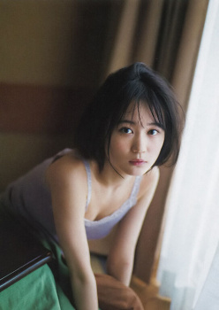 伊藤友希 おっぱいや生足が抜けるグラビア画像！の画像