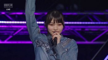 岡本姫奈 脇汗＆ワキ皺がたまらない脇フェチ画像！の画像