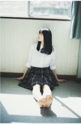 五百城茉央 足裏・足指の生足画像！の画像