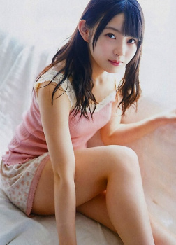 柿崎芽実 生足太ももグラビア画像！美脚がたまらない！の画像