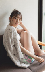 佐々木美玲 太もも・パンスト画像！生足美脚がたまらない！の画像