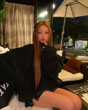 重盛さと美 太もも・パンスト画像！生足美脚がたまらない！の画像