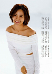 国仲涼子 熟女グラビア画像！大人の色気がたまらない！の画像