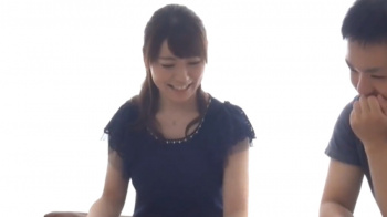 《人妻》35歳の素人奥様が初対面の童貞大学生を中出し筆おろし！の画像