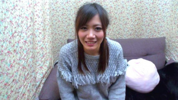 《素人ナンパ》21歳の美人OLさんが勃起不全の男子とセックスして応援！の画像