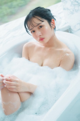 日向坂46センター上村ひなの（19）、美乳あらわな入浴中ショット公開！の画像