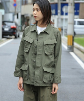 【画像】彼女がデートの待ち合わせにこんなジャングルファティーグの上下で立ってたらどうする？の画像