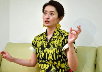 元SPEEDの島袋寛子さん(41)蓮舫みたいな見た目になるの画像