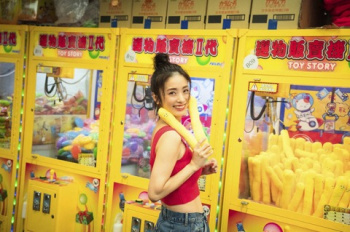 【画像】上戸彩(39)「今度写真集出すから買ってねー！」の画像
