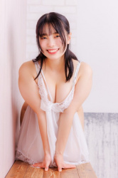 【画像】二の腕が少し太めな女の子はエロいの画像