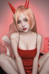 【画像】台湾コスプレイヤーYuumeilynちゃんを日本に呼びたい!の画像