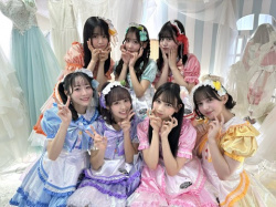 【画像】フルーツジッパーに1人だけ可愛い娘おるよなの画像