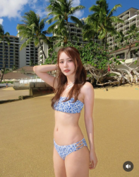 女優 内田理央、水着で開放感あふれる姿たっぷり披露！の画像