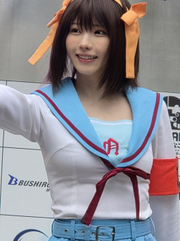 【画像】えなこさん、お胸パツパツの画像