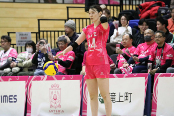 バレー「どうして私たちをエロい目で見るの」性的な意図の画像拡散。ユニホーム変更で対抗の画像