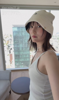 【画像】本田翼さん(33)の激カワキャミソール姿の画像