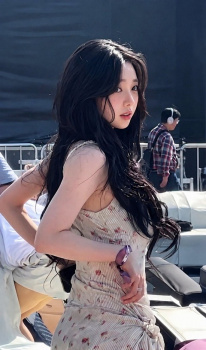 Kpopグループaespaカリナさん(25)、プライベート姿が綺麗過ぎるの画像