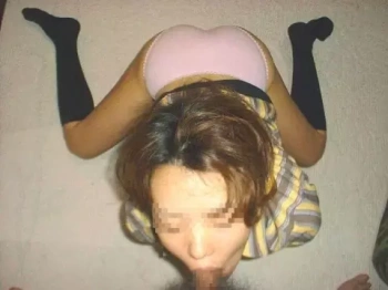 必死でチンポにしゃぶりつく女どもがエロ過ぎ…理性をなくした雌豚たちのフェラチオエロ画像の画像