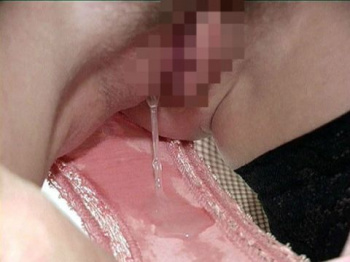 ぬるぬるネバネバの感触がなまなましい…これが発情した女の証拠！とろとろの愛液が卑猥な糸引くマン汁エロ画像の画像