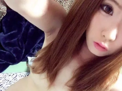 可愛くても心は寂しい…満たされていない女の子がエッチな自分を見てほしくて裏垢に投稿した自撮りエロ画像の画像