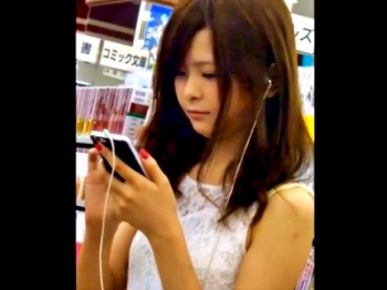 この超絶Sランク美少女JKのパンチラ盗撮動画の高画質バージョン、流出していた・・・の画像