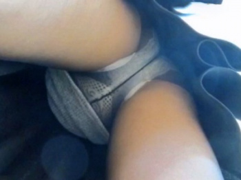 黒パンストの女教師を男子生徒が盗撮したパンチラ動画、あまりにもエロいｗｗｗ（動画あり）の画像
