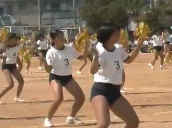 【盗撮動画】90年代体育祭ダンス！ではこんなブルマJCたちが日本全国を見放題だったという事実の画像