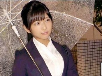 清潔感漂う超絶美人のお姉さんを捕獲！清楚な顔してsexはもうめちゃくちゃ！肉棒めがけて腰打ちつけ快楽を貪るの画像
